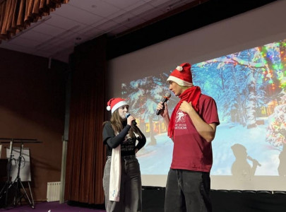 Искра 15–17 Декабря Holmes & Stolen Xmas 