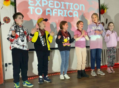 Искра, 7–9 Апреля Expedition to Africa